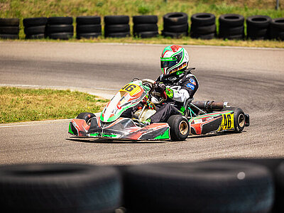 Teilnehmerin Lea Gerspacher in ihrem Kart